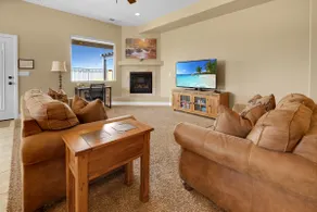 Near Zion • Sunset Views • Sleeps 8 • Fire Pit - Image 4
