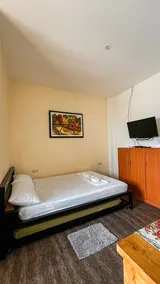 Seaview Mansion Apartment 1 - Image 2