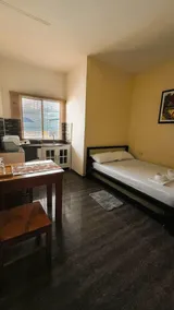 Seaview Mansion Apartment 1 - Image 3