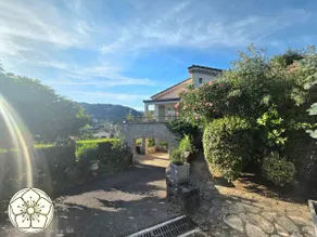 Apartment in the center of Vals les Bains - Image 2