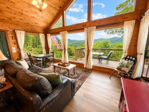 #1 Lovers Retreat—Mega Mtn Views, Hot Tub, Jacuzzi - Image 2