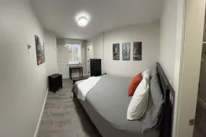 The Palm 2 Bed Suite “Central Lonsdale” North Van - Image 5