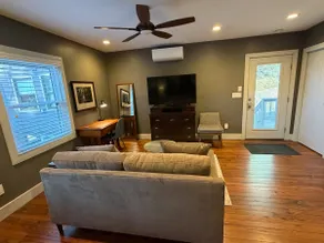 Private Buckhead Guesthouse + Free Covered Parking - Image 5
