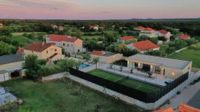 Villa Tina with Swimming Pool, Tennis court, Games room, Sauna, Gym, BBQ - Image 3