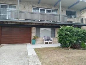 Beach and Bush Retreat. - Image 3