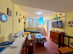 2 BD Apartment with stunning view - Image 5