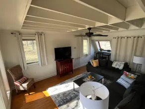 The Zane Gray Cabin private retreat with Starlink & EV Charging by Lake Texoma - Image 5