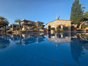 Luxury villa by the pool in Crete - Image 3