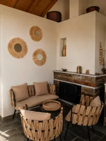 House Moschα - Image 3