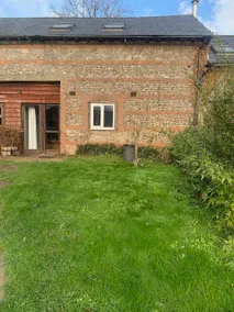 Middle Cottage, New Barn Field Centre - Image 2