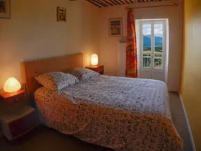 Provençal cottage in Luberon - Image 4