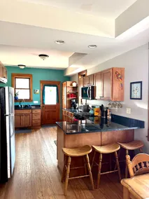 2 Bedroom-Open-layout Townhouse - Image 4