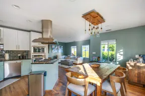Long Beach Gem | Minutes To Beach/Restaurants/Fun - Image 3