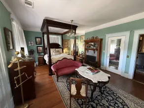 Laurel Ridge Inn, Entire Second Floor - Image 4
