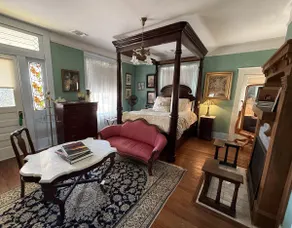 Laurel Ridge Inn, Entire Second Floor - Image 2
