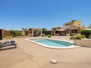Ferienhaus mit Terrasse, privatem Pool und Grill | Bergblick - Image 4