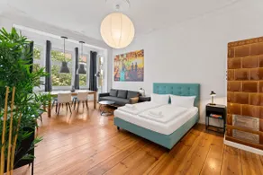 Quiet 2-Room Apartment near Subway - Image 4