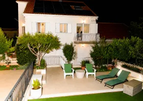 Pina Residence - Image 5