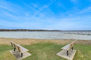 Williams Bay Retreat: Walk to Geneva Lake  & Town! - Image 2