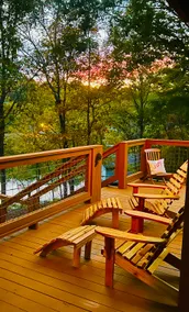 Lay Lake Home on 6-Acre Peninsula, Pool, Boat Ramp - Image 4