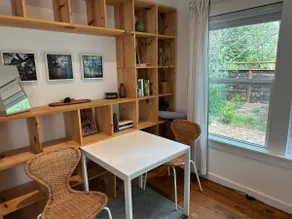Modern Bungalow, Art Filled Studio - Image 3
