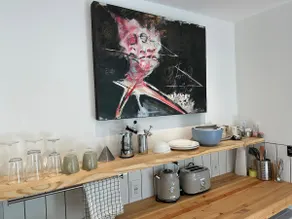 Modern Bungalow, Art Filled Studio - Image 5