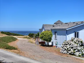 Sunny Nesika Beach - beach access! - Image 4