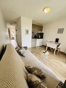 Sea View - Swimming Pool - Beach within walking distance - Terrace + Fiber Optic - Image 3
