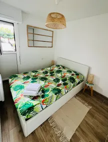 Sea View - Swimming Pool - Beach within walking distance - Terrace + Fiber Optic - Image 2