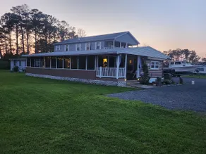 Boaters And Fisherman Paradise at Massey's Landing - Image 5