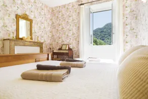 Chez Jeanne, stunning view, hidden retreat - Image 4