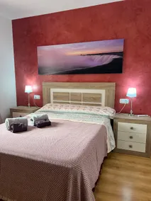 New and well-located apartment. - Image 2