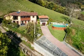 House with stunning views - Image 5