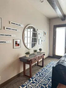 Huge Rooms - Comfy Beds - Golf Course View - Image 5
