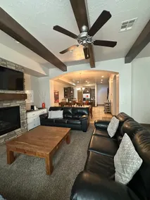Huge Rooms - Comfy Beds - Golf Course View - Image 3