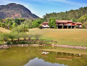 Alto da Serra, with Professional Kitchen and View Check-in 09:00 - Check-out 22:00 - Image 2