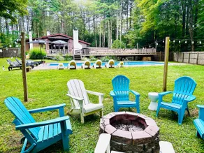 Heated Saltwater Pool • 4 Min to Woodstock • Private Deck & Fire Pit - Image 5