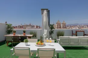 C56 - Studio with amazing terrace in the centre - Image 4