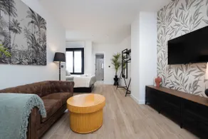 C56 - Studio with amazing terrace in the centre - Image 3