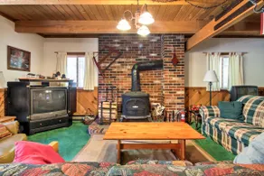Cozy Bartlett Townhome < 3 Mi to Attitash Mountain - Image 2
