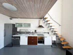Daylight Loft Studio - Image 5