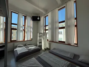 Daylight Loft Studio - Image 4