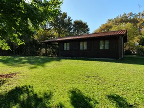 Chalet 6 – In the heart of the forest on the edge of the Ciron - Image 3