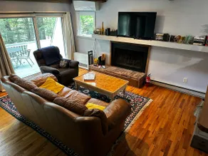 Woodstock Home Close to 3 Towns, Hiking and More - Image 4
