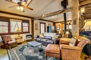 Jasper '7 Timbers' Cabin on 10 Acres w/ a Creek! - Image 5