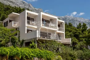 AS-301-d Studio with balcony and sea view - Image 2