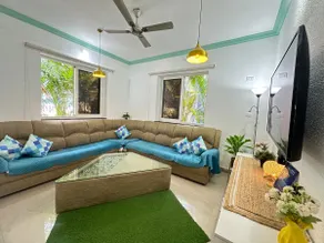 A 4 bedroom villa with a breathtaking outdoor space - Image 2