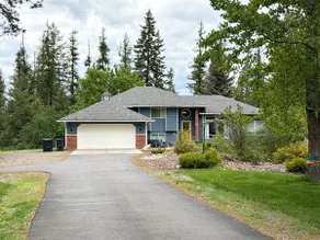Large Retreat w/ Apt, Hot Tub, Game & Arcade Room - Image 2