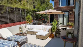 Apartment in house with pool near Nice. - Image 3