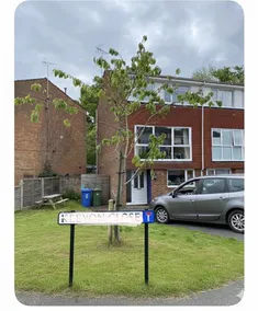 Awesome 3 bed with parking & WIFI, town 5 min walk - Image 5